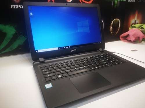 LATE ENTRY!*STUNNING*HIGH SPEC!*ACER EXTENSA 2540*i5-7200u*8GB RAM*1000gb HDD*