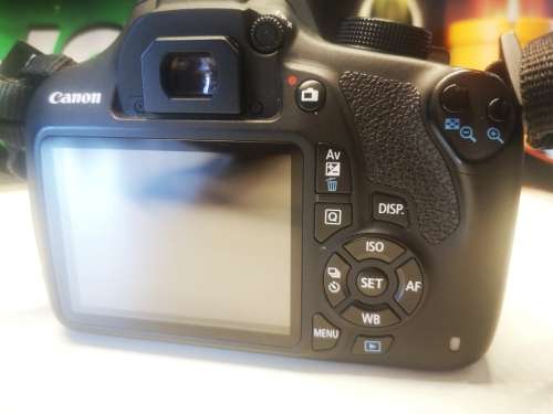 AS NEW-CANON EOS 1200D-18MEGA PIXEL-DIGIC4-FULL HD VIDEO-ISO 6400-50MM CANON LENS