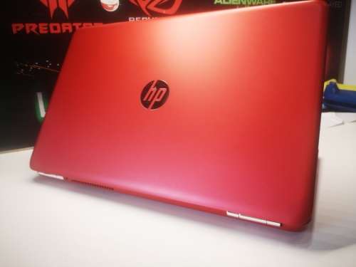 HIGH SPEC-HP PAVILION 15-i3-6100u-6GB DDR-41000GB HDD-BANGandOLUFSEN SOUND-FULL HD