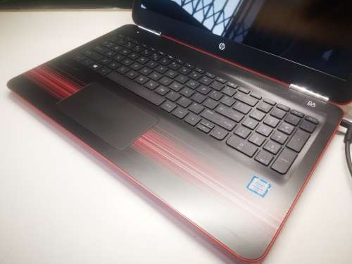 HIGH SPEC-HP PAVILION 15-i3-6100u-6GB DDR-41000GB HDD-BANGandOLUFSEN SOUND-FULL HD