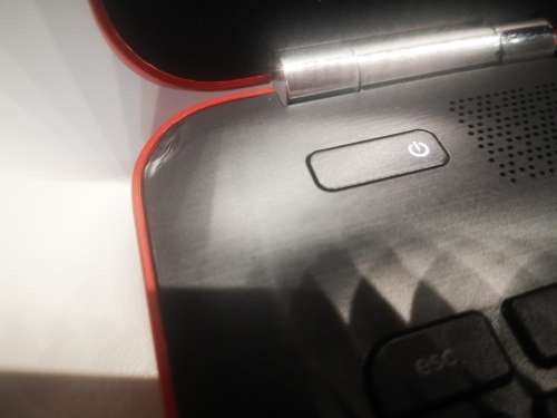 HIGH SPEC-HP PAVILION 15-i3-6100u-6GB DDR-41000GB HDD-BANGandOLUFSEN SOUND-FULL HD