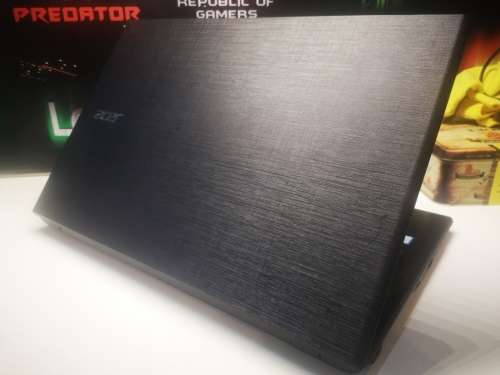 MINT CONDITION!*ACER ASPIRE 15*LATEST 6TH GEN i5*i5-6200U*4GB RAM*1000GB HDD*