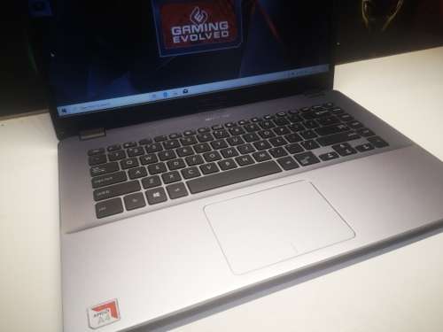 ASUS POWERED BY RADEON!*ASUS X505*A4-9125*TURBO CORE*500GB HDD*4GB DDR4*HIGH SPEED WIFI