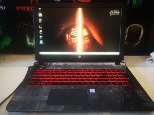 *LIMITED EDITION*STAR WARS*HP PAVILION 15 AN*i5-6200U*FHD*6GB RAM*1000GB HDD*RED BACKLIT*