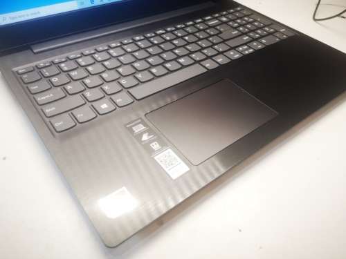 VERY FAST!*HIGH SPEC*LENOVO s145*A9-9425*8TH GEN*TURBO CORE*RADEON R5**8GB DDR4*256GB SAMSUNG SSD*