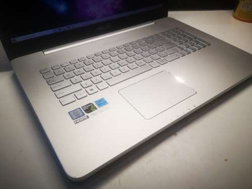 *ULTIMATE GAMING/ENGINEERING*ASUS N752VX*i7-6700HQ*GTX950*8GB RAM*IPS FHD*128SSD*1000GB HDD*