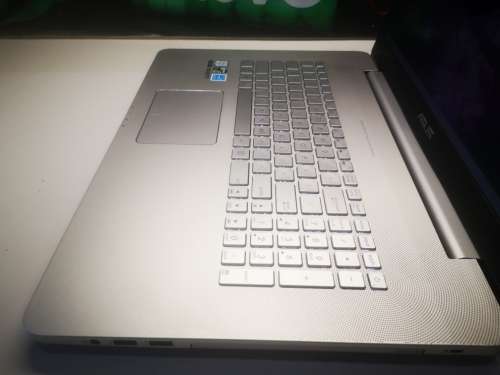*ULTIMATE GAMING/ENGINEERING*ASUS N752VX*i7-6700HQ*GTX950*8GB RAM*IPS FHD*128SSD*1000GB HDD*