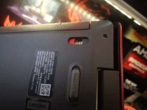 EXCELLENT QUAD CORE 8TH GEN*LENOVO IDEAPAD 330*i5-8250U*FULL HD*4GB DDR4*500GB HDD*UHD 620 GRAPHICS*