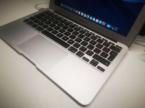 EXCELLENT!**HIGH SPEC**ULTIMATE 2015-2017 APPLE MACBOOK AIR i5*256GB SSD*4GB RAM*207 cycles*