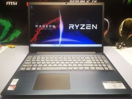 *HIGH SPEC*LENOVO s145*A9-9425*8TH GEN*TURBO CORE*RADEON R5**8GB DDR4*1000GB HDD*