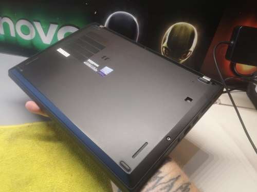 FAST & a BEAST!*LENOVO THINKPAD X280*i7-8550U*8GB DDR4*512GB NVME SSD*QUAD CORE*4G LTE*FHD