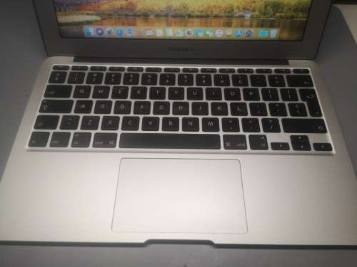 *APPLE MACBOOK AIR*2012*4GB*128GB SSD*HD4000*BACKLIT KEYBOARD