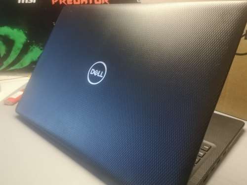 As New*RADEON PERFORMANCE*DELL INSPIRON 3595*A6-9225*TURBO CORE*RADEON R4*500GB HDD*8GB DDR4*WARRANT