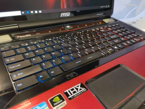 DOMINATOR!*MSI GT70*17.3`SCREEN*i7-3630QM*16GB RAM*FULL HD*NVIDIA GTX675MX*STEELSERIES*256GB SSD*750