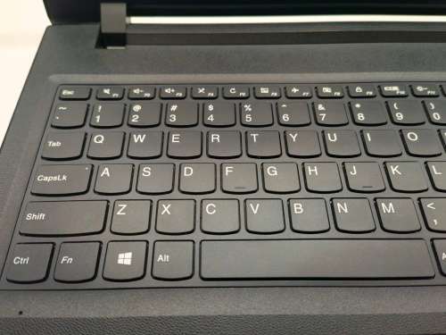 VERY FAST!*HIGH SPEC*LENOVO IDEAPAD 110*i5-6200U*8GB DDR4*480GB SSD*DVD*HD