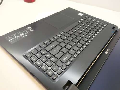 STUNNING!*10TH GEN!*ACER ASPIRE 3*i3-1005G1*8GB DDR4*1000GB HDD*15.6` HD*UHD GRAPHICS*