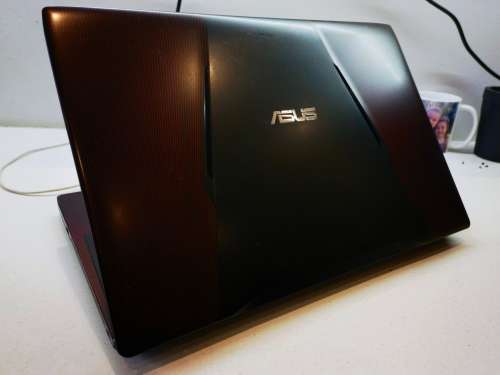 GAMING BEAST!*ASUS FX553VD*i5-7300HQ*FHD*256GB NVME SSD*16GB DDR4*QUAD CORE*NVIDIA GTX1050*