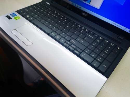 HIGH SPEC!*ACER TRAVELMATE P253M*i5-3230M*8GB RAM*250GB SSD*NVIDIA GEFORCE*DVD*