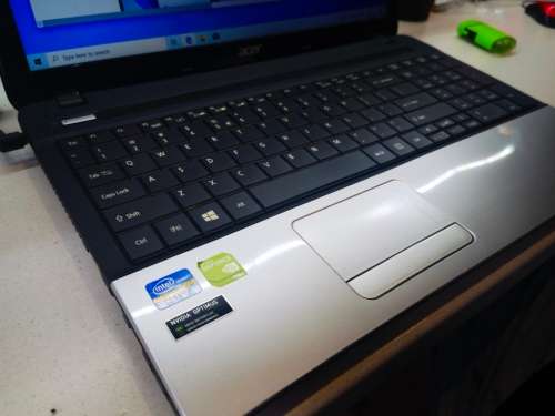HIGH SPEC!*ACER TRAVELMATE P253M*i5-3230M*8GB RAM*250GB SSD*NVIDIA GEFORCE*DVD*