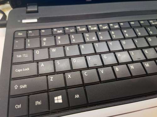 HIGH SPEC!*ACER TRAVELMATE P253M*i5-3230M*8GB RAM*250GB SSD*NVIDIA GEFORCE*DVD*