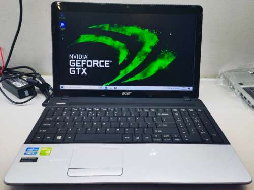 HIGH SPEC!*ACER TRAVELMATE P253M*i5-3230M*8GB RAM*250GB SSD*NVIDIA GEFORCE*DVD*