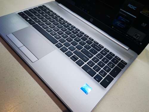 As Brand New!*11TH GEN BEAST!*11TH GEN*HP NOTEBOOK 15*i5-1135G7*8GB DDR4*512GB NVME SSD*FHD