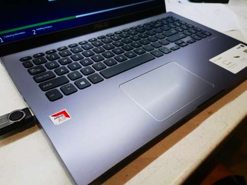 AS BRAND NEW!!*ASUS M509BA*AMD A9-9425*5 COMPUTE CORES*8GB DDR4*256GB SSD*WARRANTY