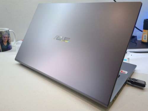 AS BRAND NEW!!*ASUS M509BA*AMD A9-9425*5 COMPUTE CORES*8GB DDR4*256GB SSD*WARRANTY