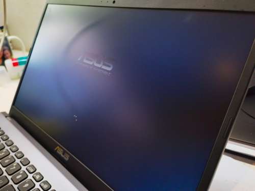 AS BRAND NEW!!*ASUS M509BA*AMD A9-9425*5 COMPUTE CORES*8GB DDR4*256GB SSD*WARRANTY