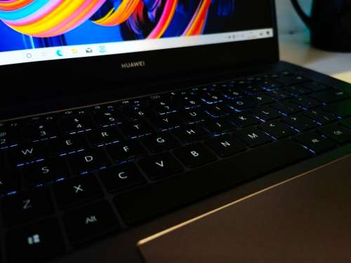 WOW!*DO NOT MISS!*HUAWEI MATEBOOK 14*i5-10210U*8GB DDR4*512GB SSD*FHD*IPS*UHD GRAPHICS*WARRANTY