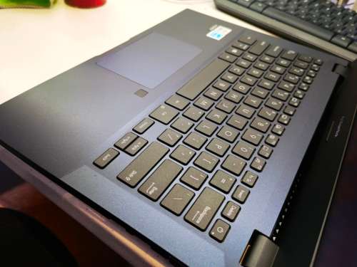 Very Fast!!*10th GEN*ASUS EXPERTBOOK P2451F*i5-10210U*8GB RAM*256GB SSD*FHD*UHD GRAPHICS