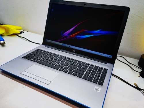 BEAST!!*2020 Model*QUAD CORE 10TH GEN i7*HP 15*i7-10510u*8GB DDR4*256GB NVME SSD*1000GB HDD*