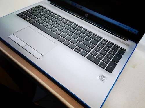 BEAST!!*2020 Model*QUAD CORE 10TH GEN i7*HP 15*i7-10510u*8GB DDR4*256GB NVME SSD*1000GB HDD*