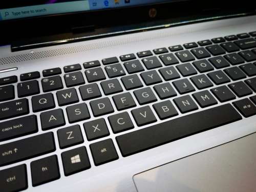 BEAST!!*2020 Model*QUAD CORE 10TH GEN i7*HP 15*i7-10510u*8GB DDR4*256GB NVME SSD*1000GB HDD*