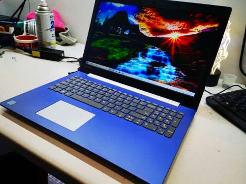 HIGH SPEC*LENOVO IDEAPAD 320*i5-7200U*12GB DDR4*FULL HD 1920X1080*256GB SSD*HD 620 GAPHICS