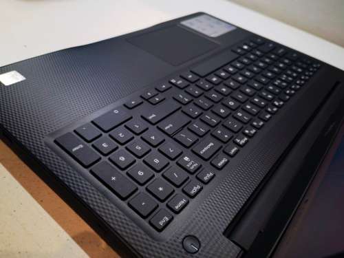 VERY FAST!*AS NEW!*10TH GEN!*DELL VOSTRO 3593*8GB DDR4*256GB NVME SSD*1000GB HDD*UHD GRAPHICS*