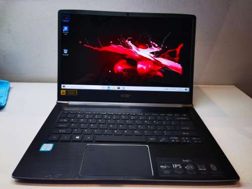 BEAST!*VERY FAST*ACER SWIFT 5*i7-7500U*IPS FHD*8GB RAM*512GB SSD*BACKLIT