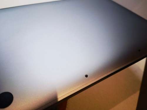 Do not miss!*2017 MACBOOK PRO*CORE i5*8GB RAM*128GB NVME SSD*RETINA2560X1440*IRIS PLUS*384 CYCLES