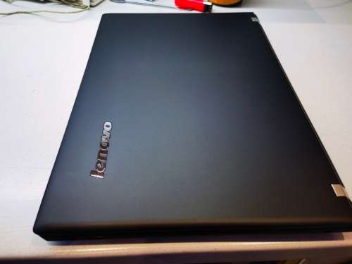 HIGH Spec!*LENOVO E51-80*i5-6200u*HD*8GB RAM*500GB SSHD*HD 520*DVD*
