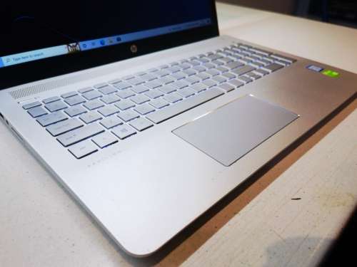 Engineering/Graphic Design/Gaming*HP PAVILION 15*I7-7500u*16GB*256GB SSD*2000GB HDD*NVIDIA 940MX*