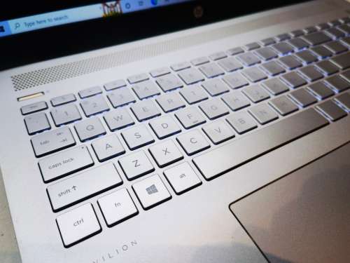 Engineering/Graphic Design/Gaming*HP PAVILION 15*I7-7500u*16GB*256GB SSD*2000GB HDD*NVIDIA 940MX*