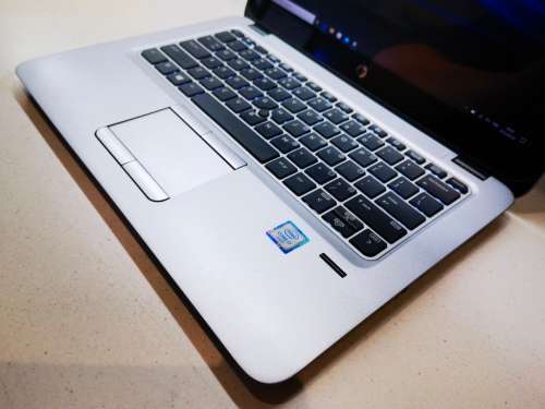 TOUCHSCREEN!*VERY FAST!*HP ELITEBOOK 820 G3*i7-6500U*8GB RAM*512GB SSD*FULL HD*1920X1080