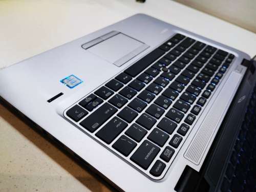 TOUCHSCREEN!*VERY FAST!*HP ELITEBOOK 820 G3*i7-6500U*8GB RAM*512GB SSD*FULL HD*1920X1080