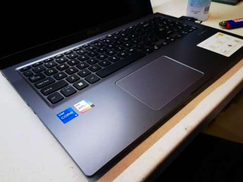 FREE SHIPPING*BRAND NEW!*BOXED*11TH GEN i5*ASUS VIVOBOOK X515E*i5-1135G7*12GB DDR4*256GB SSD*WARRANT