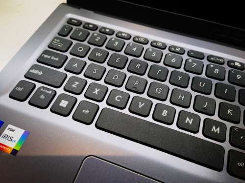 FREE SHIPPING*BRAND NEW!*BOXED*11TH GEN i5*ASUS VIVOBOOK X515E*i5-1135G7*12GB DDR4*256GB SSD*WARRANT