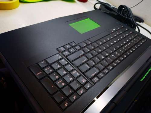 Beast Gamer!*ALIENWARE 17*i7-4800MQ*16GB RAM*240GB SSD*1TB HDD*FHD*3D*BLURAY*NVIDIA GTX*