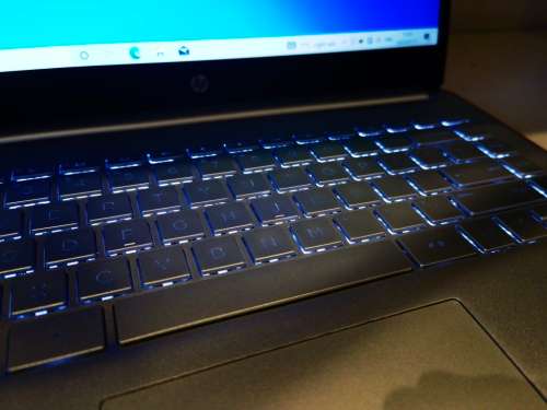 11TH GEN BEAST!*HP NOTEBOOK 14*i3-1115G4*8GB DDR4*256GB SSD*FHD*BACKLIT