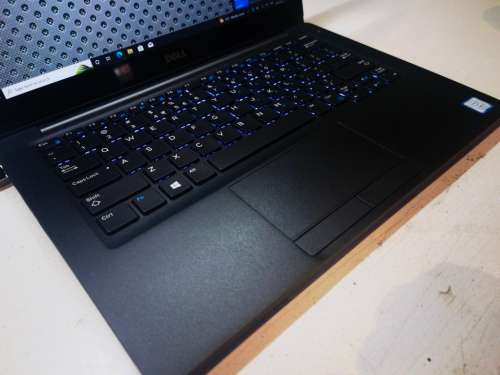 DELL CARBON!*Ultimate Ultrabook*DELL CARBON 7280*i5VPRO7300U*TOUCHSCREEN*8GB*256GB SSD*FHD*