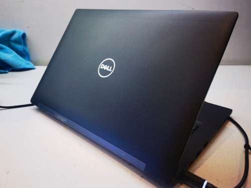 DELL CARBON!*Ultimate Ultrabook*DELL CARBON 7280*i5VPRO7300U*TOUCHSCREEN*8GB*256GB SSD*FHD*