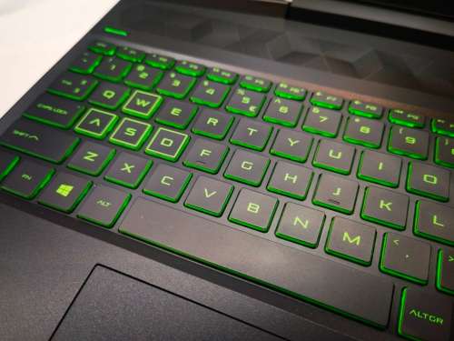 BEAST GAMING SPEC!*9TH GEN!*HP PAVILION 15 GAMING*i5-9300H*8GB*256GB SSD*1TB HDD*FHD*GTX1050*